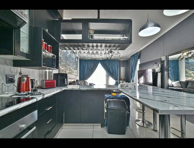 2 BEDROOM APARTMENT FOR SALE IN MULBARTON